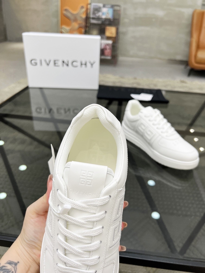 Givenchy Sneakers